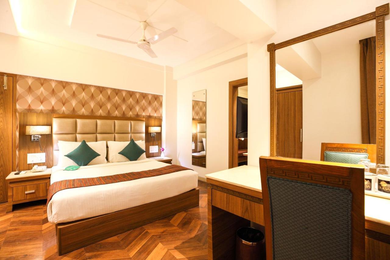 Click Hotel Насик Экстерьер фото
